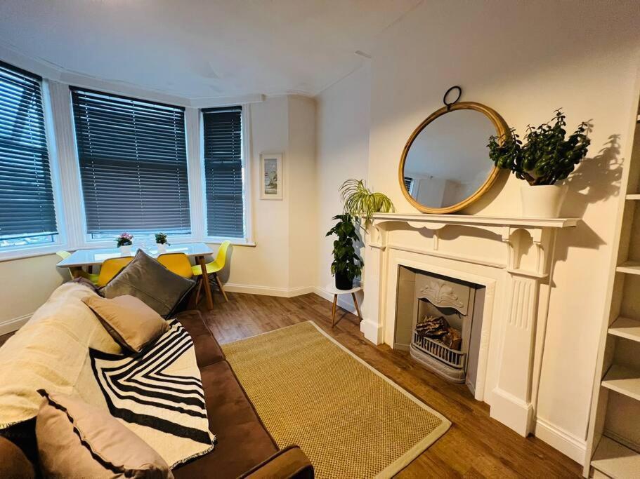 Beautiful Space Stylish And Modern! Perfect Location 黑潭 外观 照片