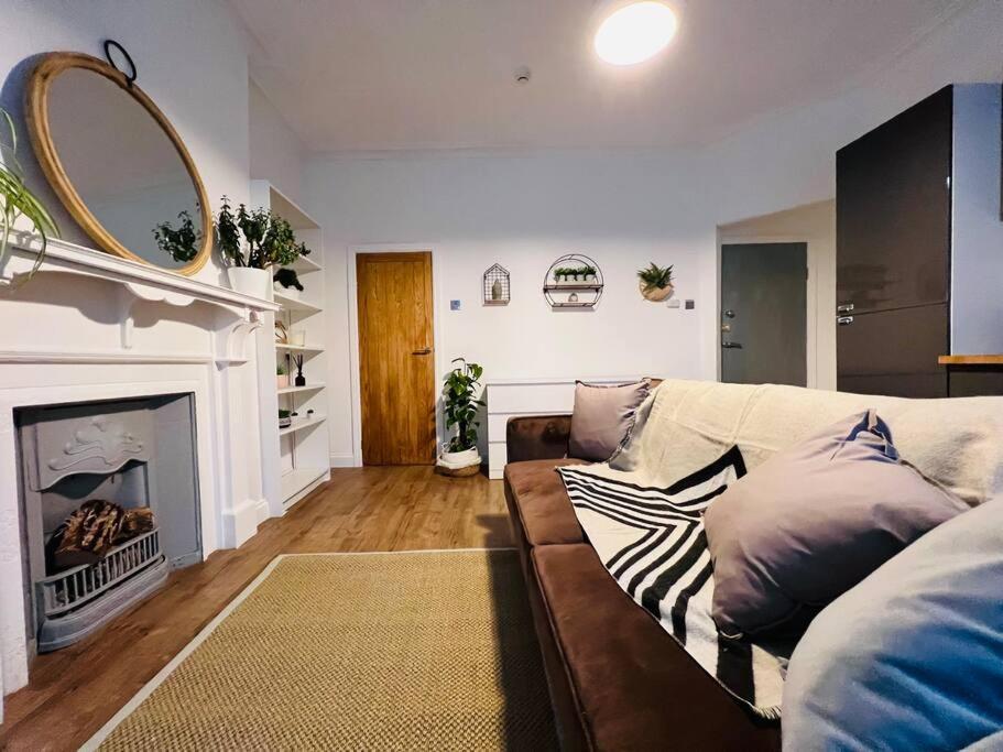 Beautiful Space Stylish And Modern! Perfect Location 黑潭 外观 照片
